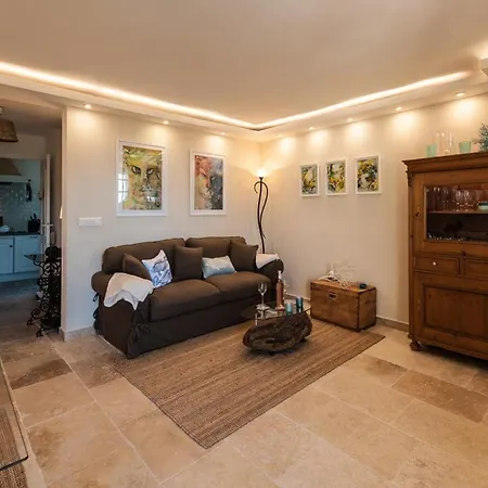 Geschmackvoll Eingerichtetes Le Poisson Bleu, 2 Terrassen, Pool, Meerblick, Eigener Parkplatz By Riviera Homelife * Сен-Рафаэль