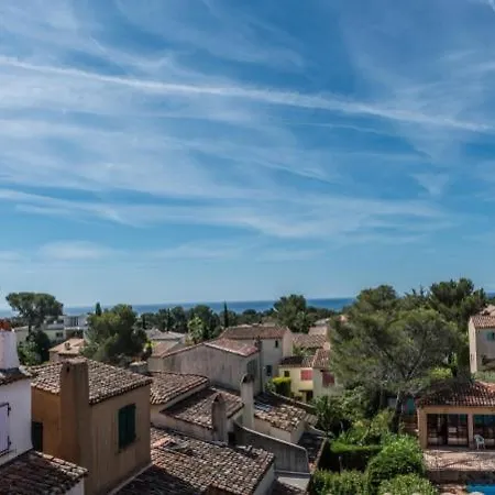 Geschmackvoll Eingerichtetes Le Poisson Bleu, 2 Terrassen, Pool, Meerblick, Eigener Parkplatz By Riviera Homelife Saint-Raphaël