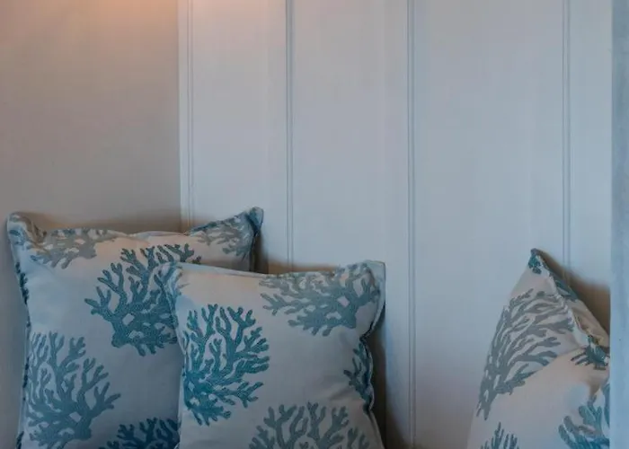 Geschmackvoll Eingerichtetes Le Poisson Bleu, 2 Terrassen, Pool, Meerblick, Eigener Parkplatz By Riviera Homelife Saint-Raphaël